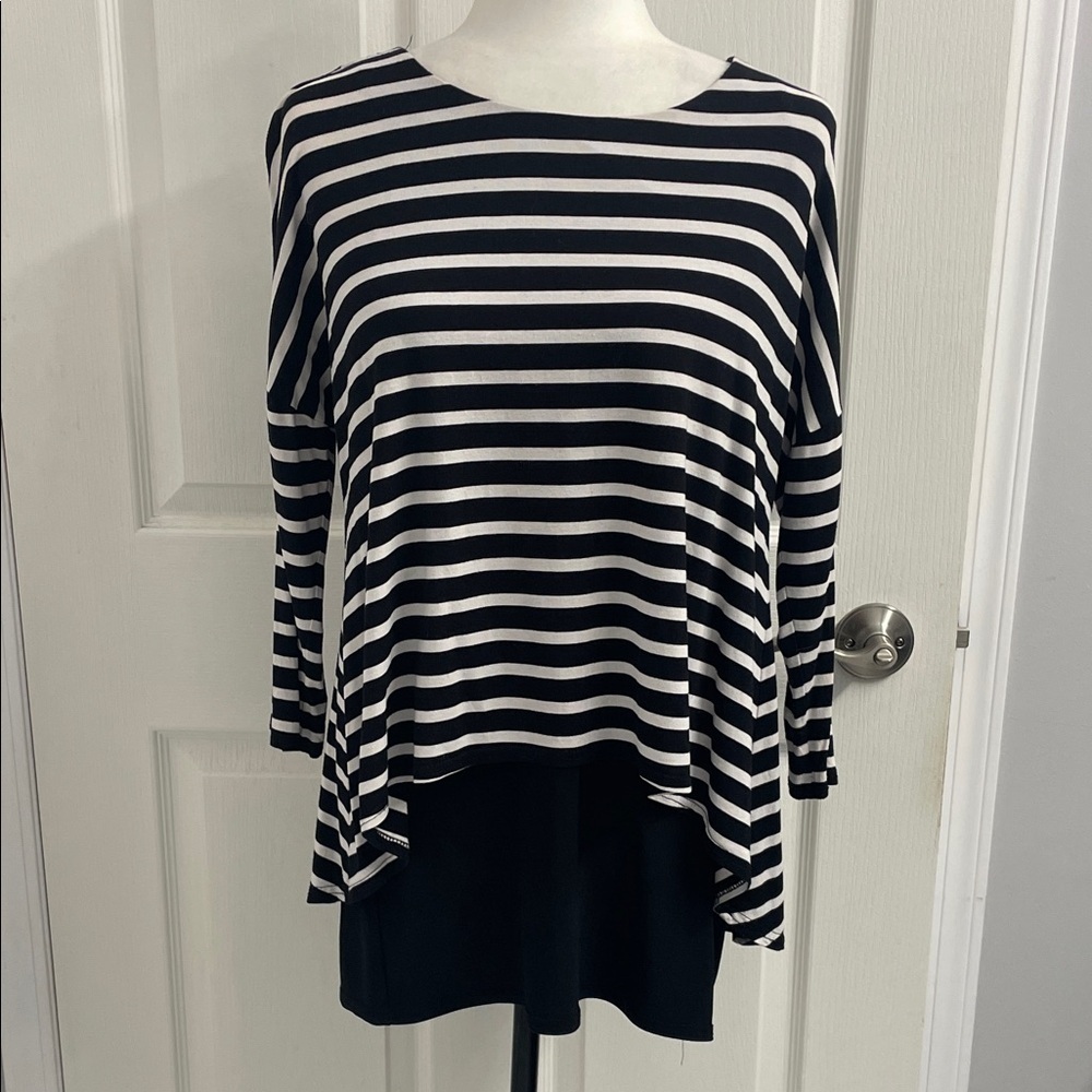 Joseph Ribkoff Black & White Striped Tiered Tunic Top Round Neck 3/4 Sleeve Sz.4
